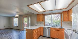 Quiet area near 162nd, Southern exposure, A/C, FP-4BR Gallery 7