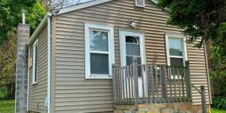 1-Bedroom House Available NOW Gallery 1