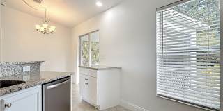 18522 Robinson Avenue Gallery 13