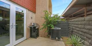 2274 N Indian Canyon Drive Gallery 27