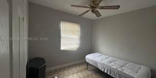 610 NE 4th Pl Gallery 2