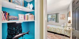 Charming Furnished 3BR House in Saint Petersburg Gallery 1