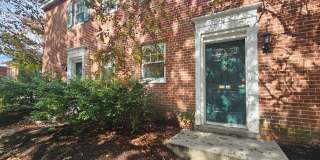 Spacious 2-bedroom townhouse on beautifully landscaped grounds. Gallery 1