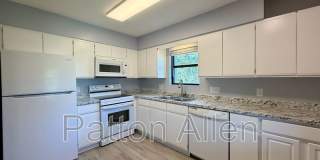 2406 Abbey Cir Gallery 4