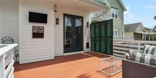 740 FLORIDA Boulevard Gallery 27