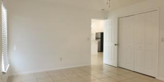 Duplex for rent with a pool Gallery 15