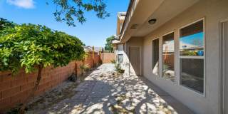 Pet Friendly 4 Bedroom Home! Gallery 38