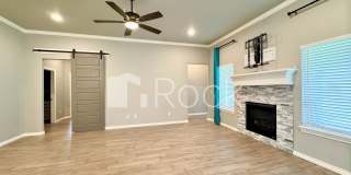 Spacious Craftsman Home on cul-de-sac - Electric Included! Gallery 6