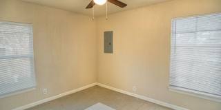 Cozy Remodeled Home Near Downtown Gallery 12