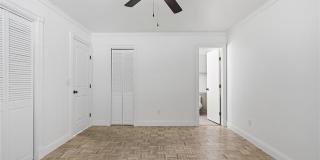 1813 W 62nd Street Gallery 21