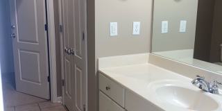 Acton Park Townhouse For Rent! Gallery 8