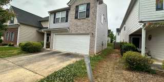 Spacious 3-Bed, 2.5-Bath Home with Garage – Pet-Friendly & Available Now! Gallery 1
