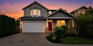 Stunning 4‑Bedroom Bothell Home — Spacious, Modern & Move‑In Ready Stunning 4‑Bedroom Bothell Home — Spacious, Modern & Move‑In Ready Gallery 1