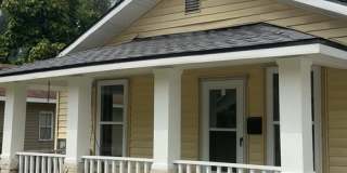 Charming Bungalow Available for Rent! Gallery 1
