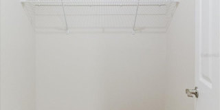 1134-1136 GILMORE Avenue Gallery 20