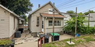 Large Single Family House Gallery 20