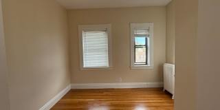 Amazing Coolidge Corner Apt w. Gas, Heat and Hot Water Included!  Sunny and Spacious.  Cat Friendly, Parking Avail Gallery 7