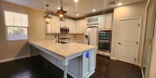 Beautifully renovated, cul-de-sac, Mesa Park adjacent home in Summerlin. Gallery 22