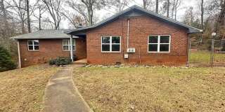 1131 White Oak Dr Gallery 1