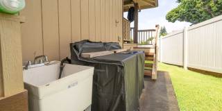 Like New breezy Studio/1BA detached cottage in a single family dwelling in Aiea Gallery 18