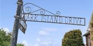 8 PARK ISLAND Drive Gallery 40