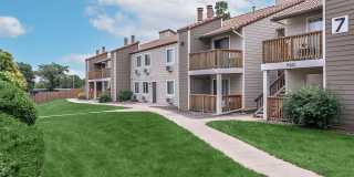 Knollwood Apartments Gallery 19