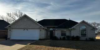 Wonderful 3 Bedroom in Springhill Gallery 1