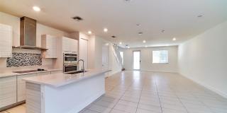 10447 NW 66th St Gallery 8