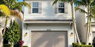 4924 NW 48th Terrace 4924 NW 48th Terrace Gallery 1