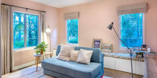 408 17TH St Gallery 13