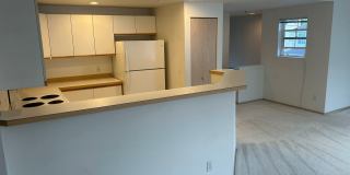 2 Bed, 2 bath Condo w/garage in West Bay at The Lakes in Kent, $2550/mo. Gallery 17