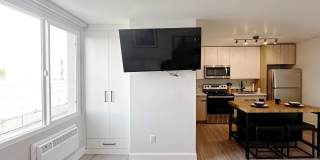 DLUX Lofts Gallery 13