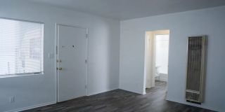 Grand 504 Gallery 1