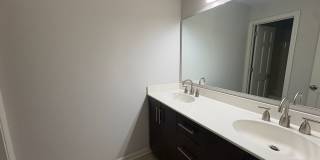 Large Lakefront Home Minutes from Downtown Greenville! Gallery 13