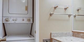 1 Bedroom 1 Bath Condo - Wilshire And NW Expressway Gallery 24