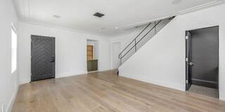 107 Flores Street Gallery 4