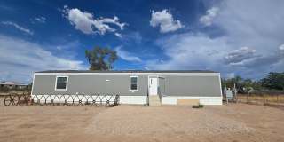 3 bed / 2 bath Home with Large 1/3 Acre Yard - We accept Sec 8 Gallery 1