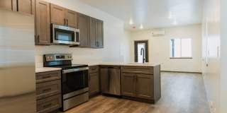 3 Bedroom 2 1/2 bathroom Hayden Townhome! Gallery 6