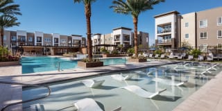 Maxwell on 66th Gallery 17