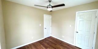 *MOVE IN SPECIAL* 2 Bedroom / 1 Bath Unit Near Lackland AFB! Gallery 13