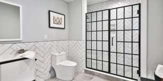 1612-00 CAMBRIDGE Street Gallery 10
