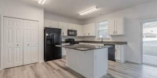 12181 HAZELMOOR Court Gallery 16