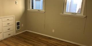 Eastlake Condo Gallery 9