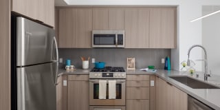 550 Harborfront Gallery 14
