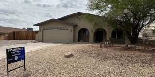 Pool home - Long term - unfurnished Gallery 1