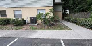 226 THORN TREE Place Gallery 1