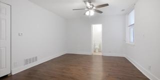 3727 N Pine Grove Ave 3727 N Pine Grove Ave Gallery 7