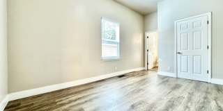 New Rate! Available June 2026! Plus 1/2 off 1 full month of rent! Newly updated, spacious 5 bedroom home Gallery 7