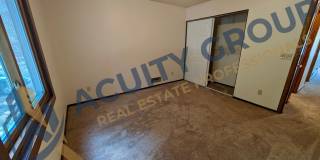 Elm Creek Park adjacent Large 2+BR House For Rent Gallery 18