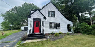 2235 Montclair Avenue Gallery 1